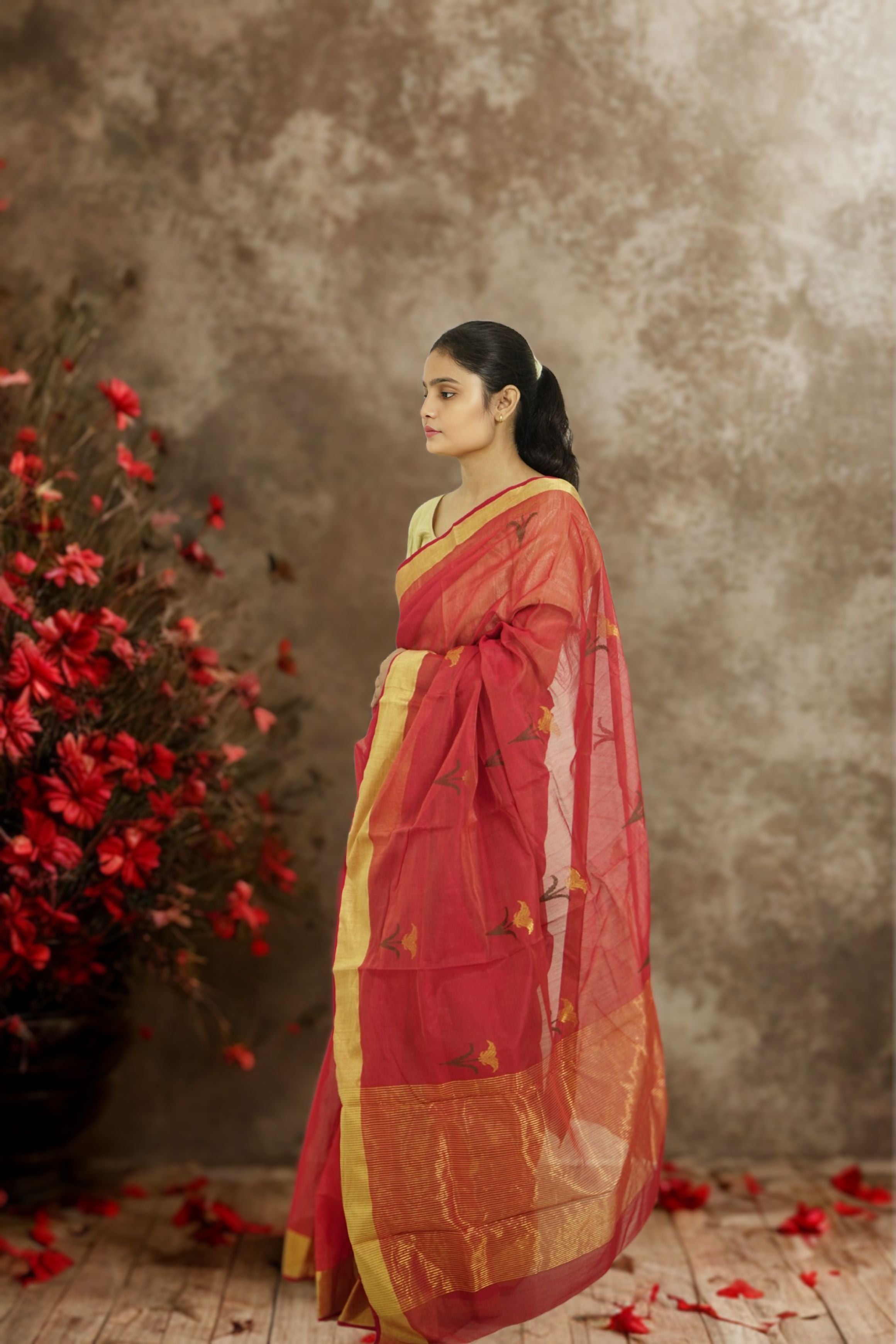 Chanderi Silk Cotton Saree – Red | Glossy Ethnic Weave