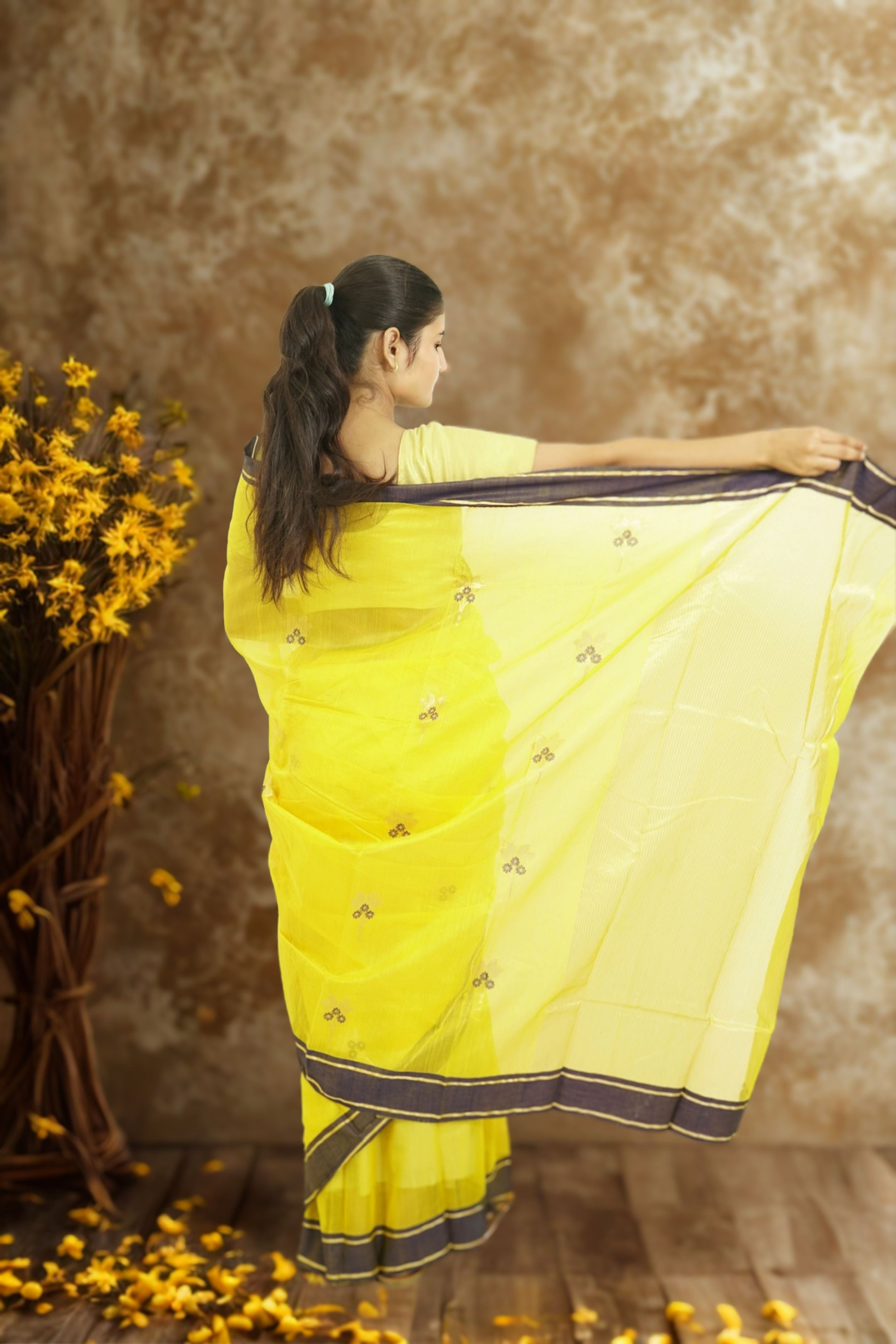 Chanderi Zariboota Silk Cotton Saree- Neon Yellow
