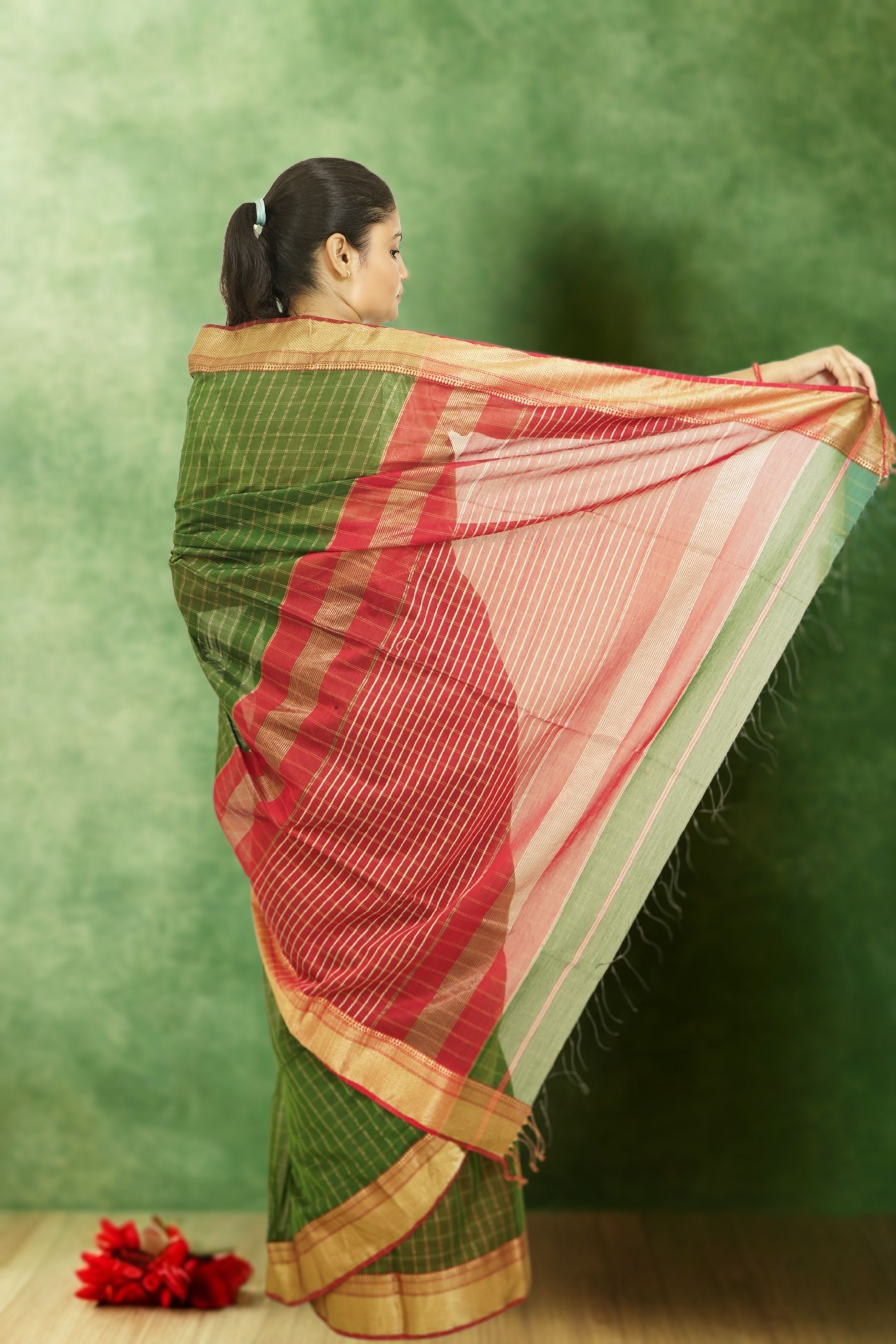 Maheshwari Silk Cotton TraditionalSaree for woman– Dark Green