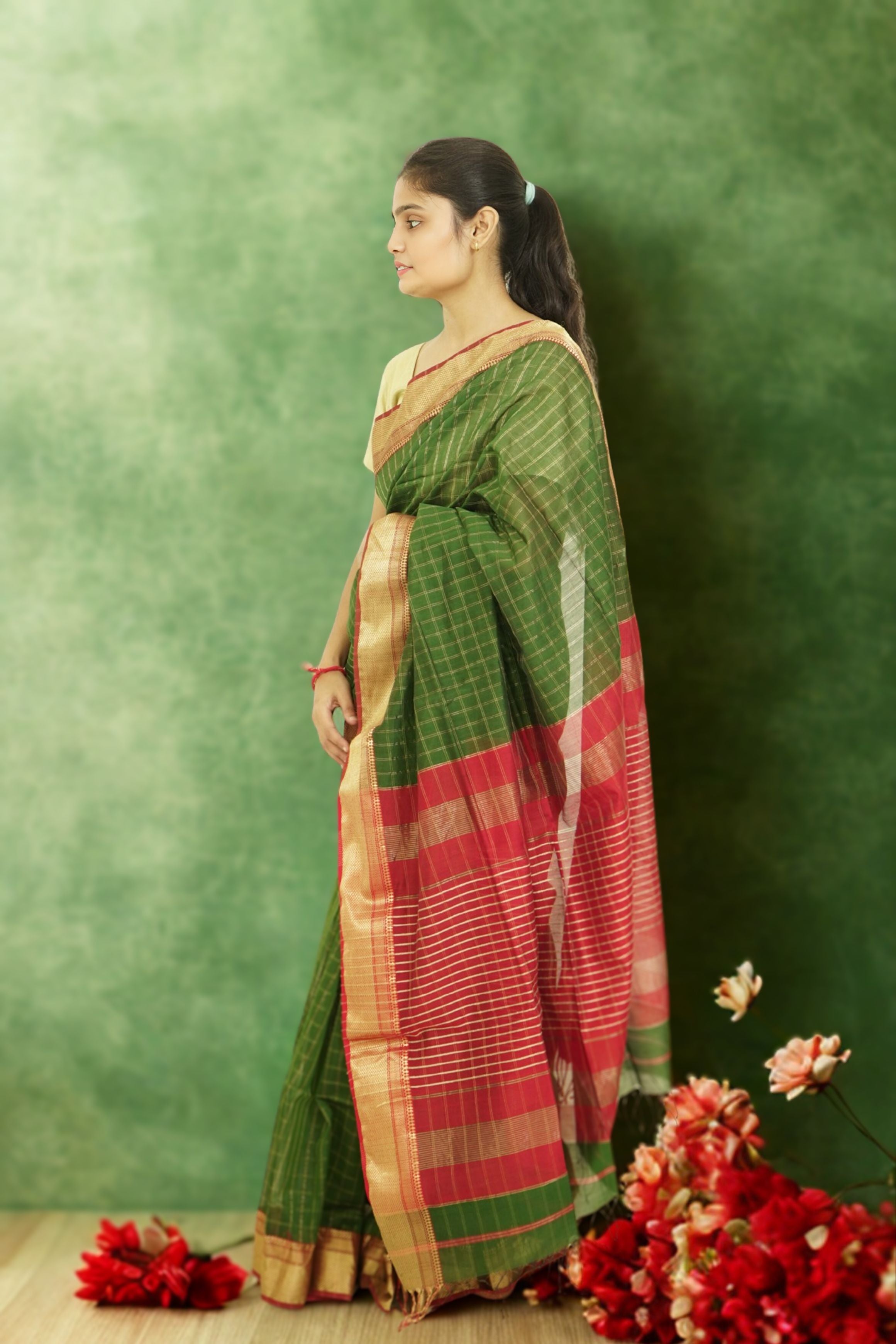 Maheshwari Silk Cotton TraditionalSaree for woman– Dark Green