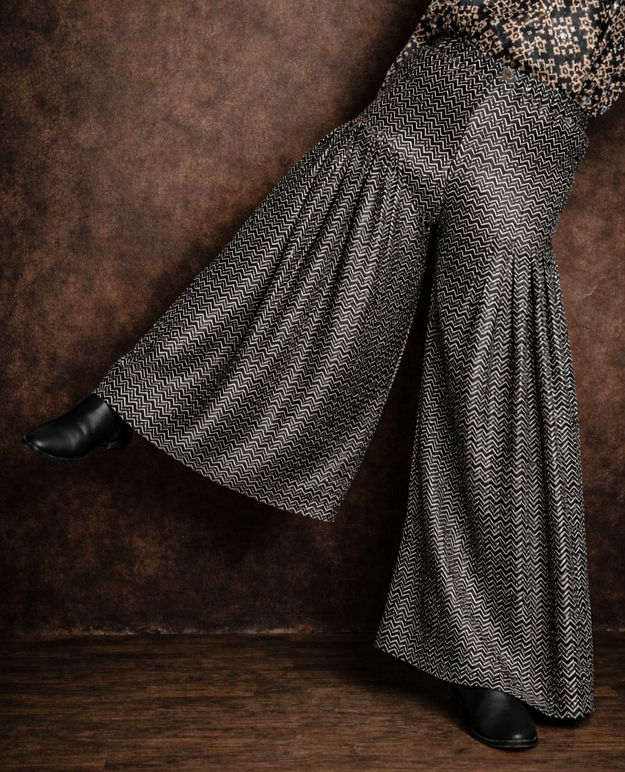 Gajji Silk Pleated Trouser – Charcoal Black & White Zigzag Print