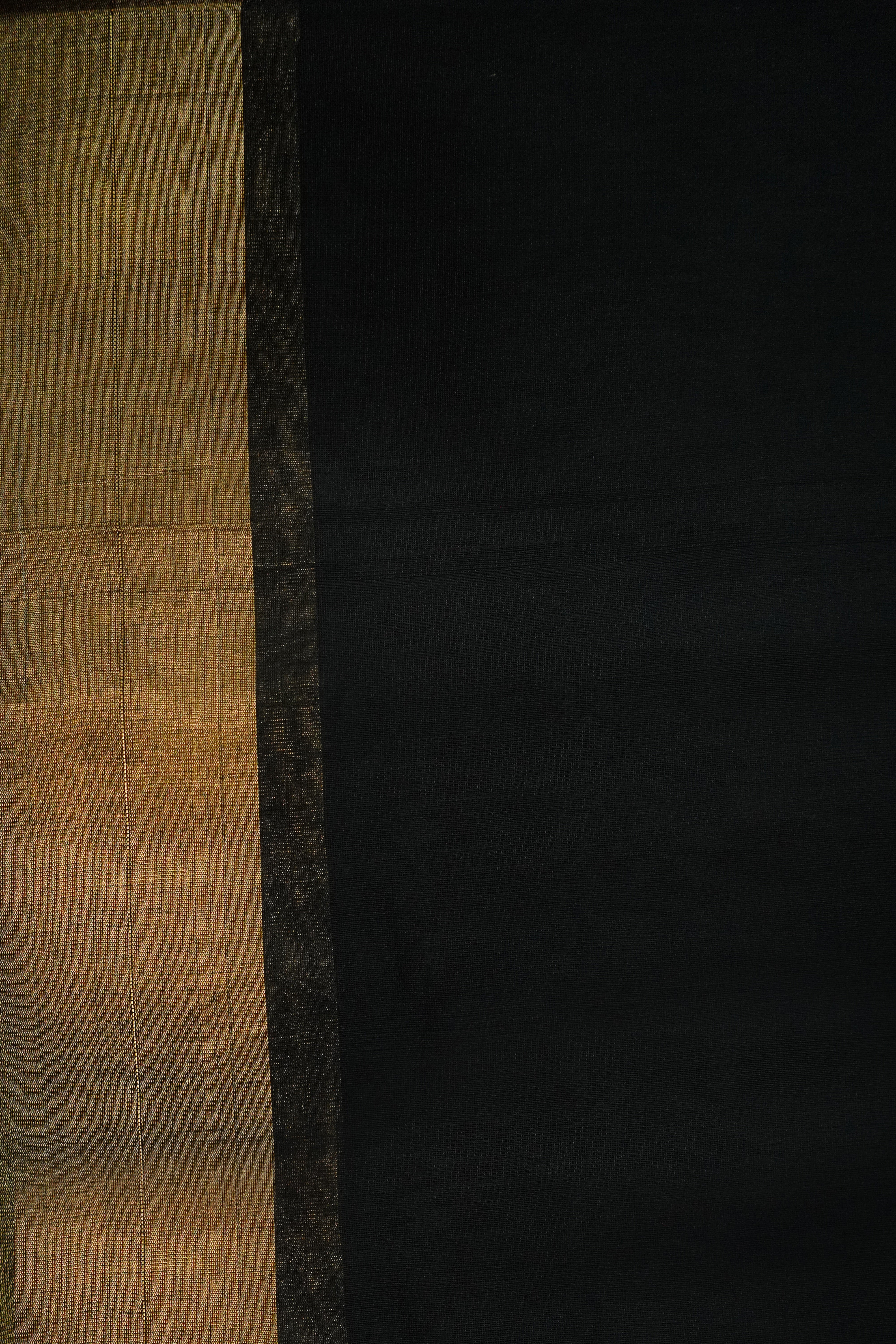 Maheshwari Silk Cotton Black Boota Jari Patta Saree