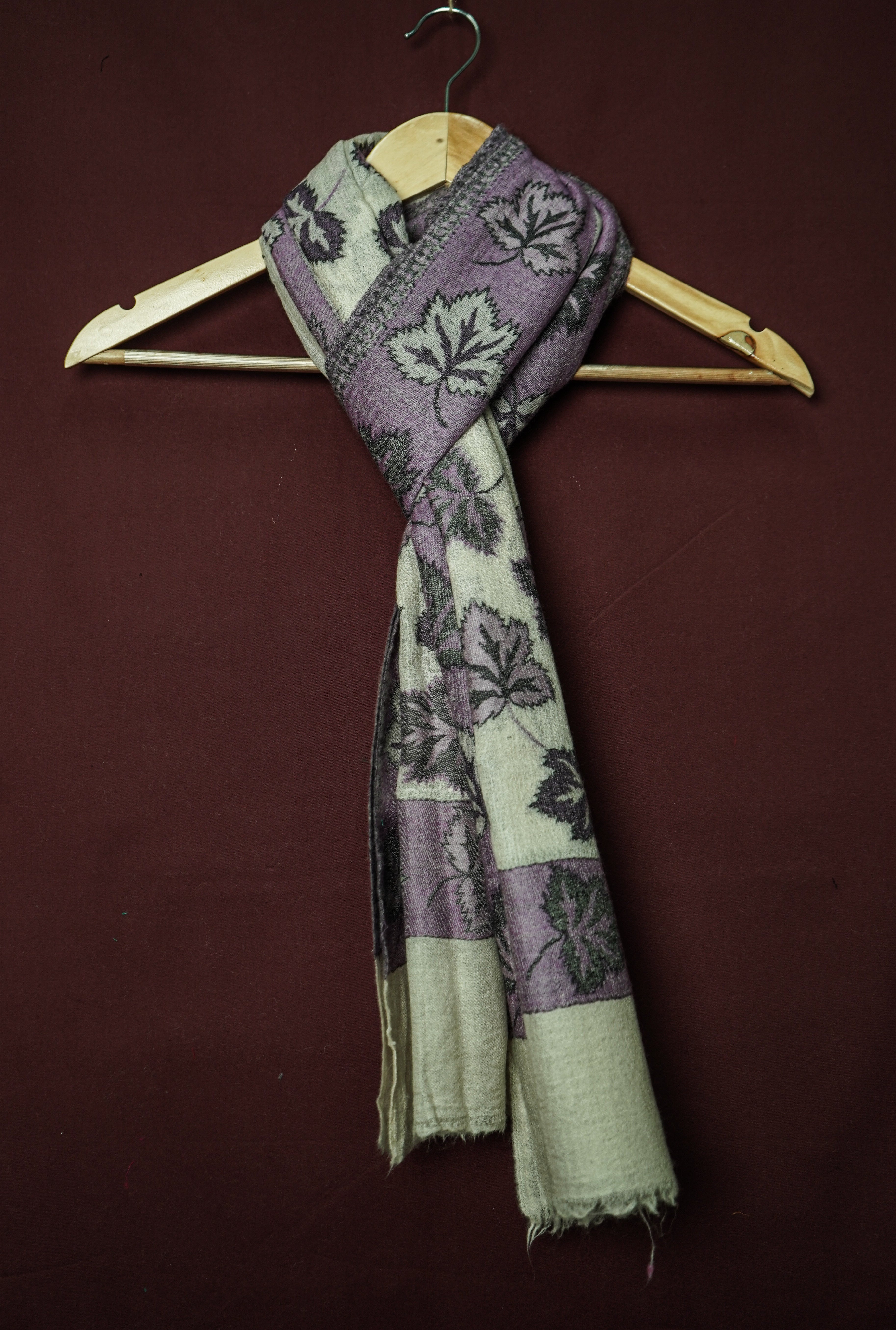 Pure Kashmiri Pashmina Kani Work Shawl – Off White with Lavender Leaf Motifs