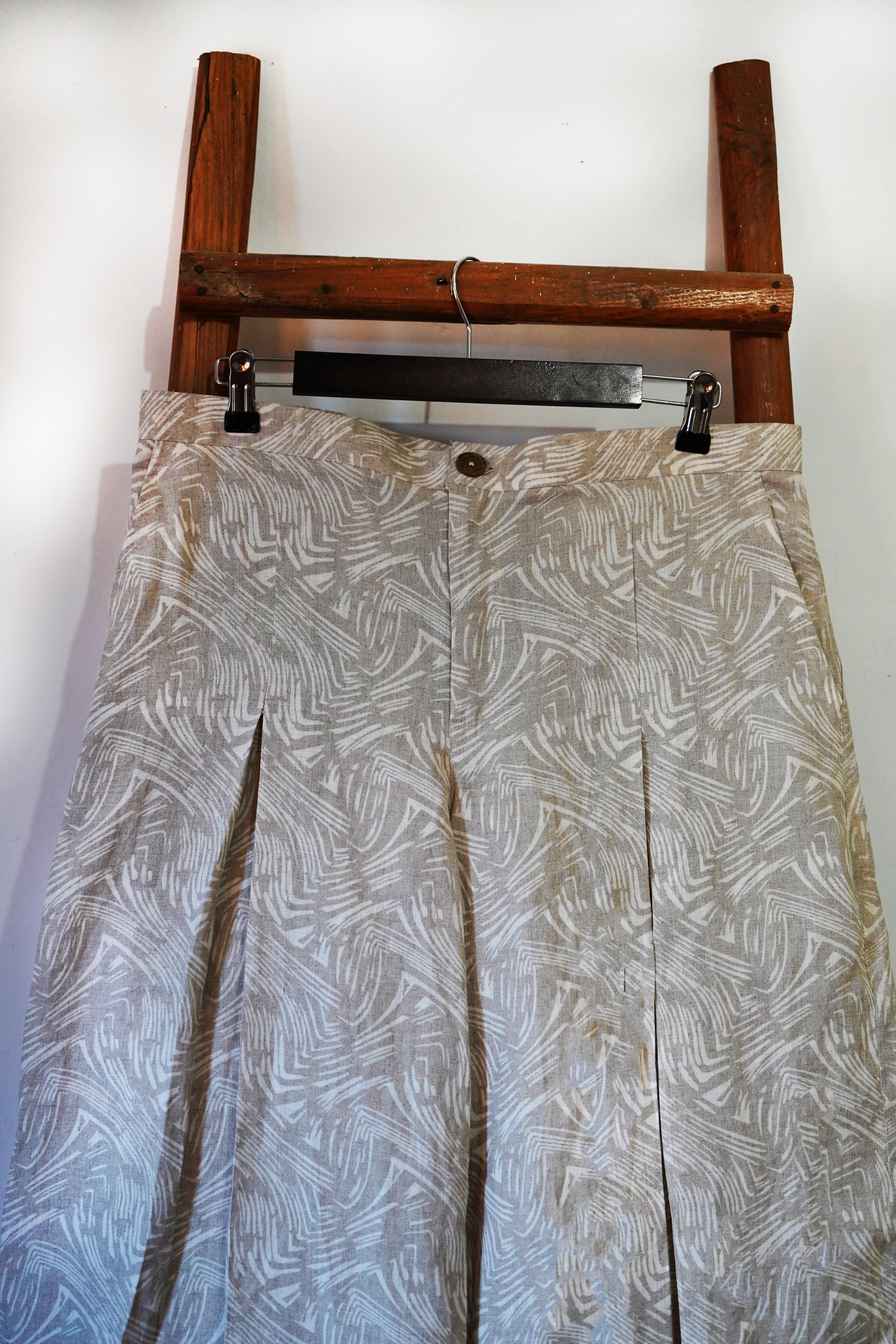 Women’s Pure Linen Beige Box Pleated Trousers
