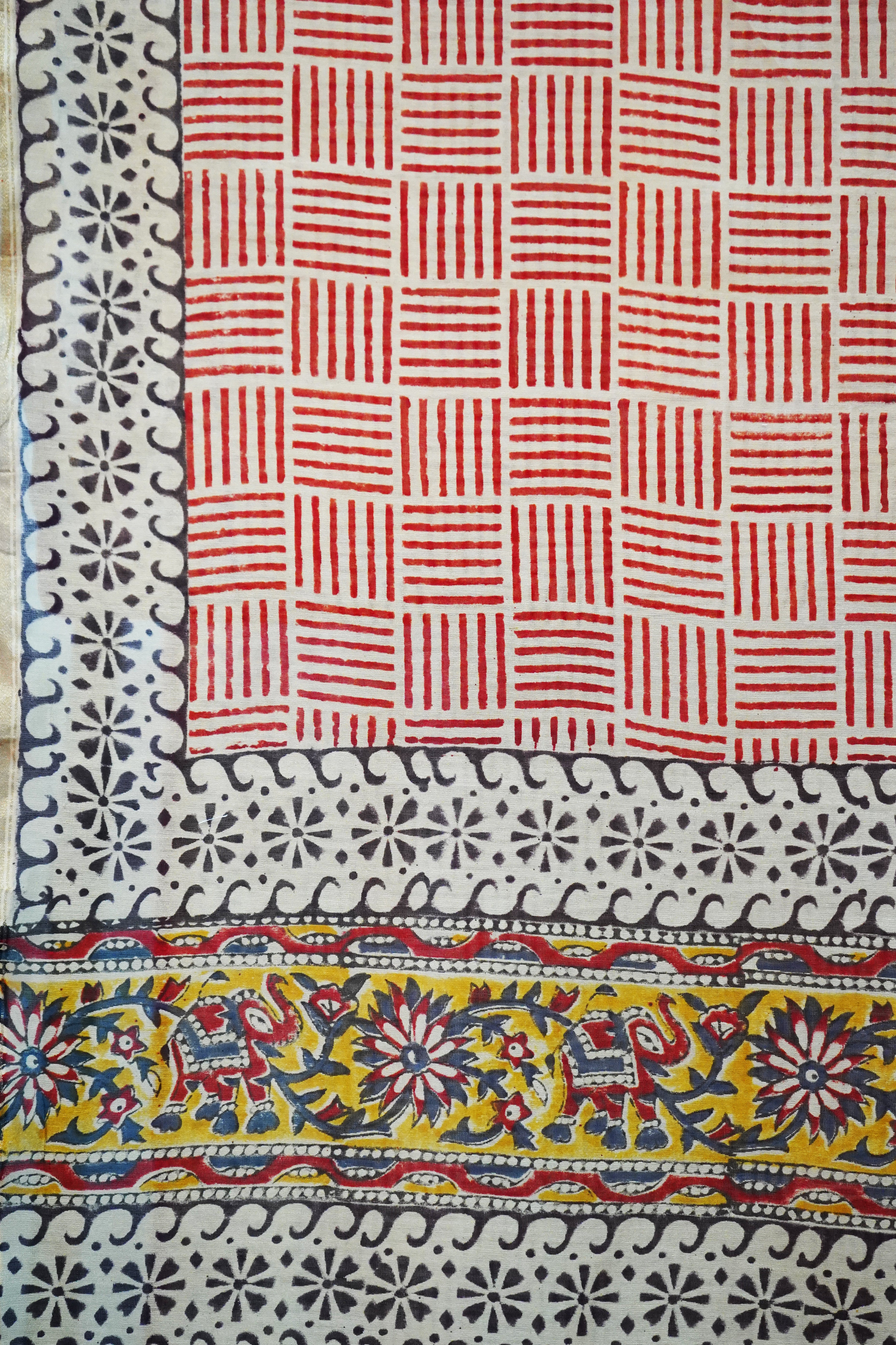 Elegant RedChanderi Cotton Silk Saree with Block Print with Blouse Piece