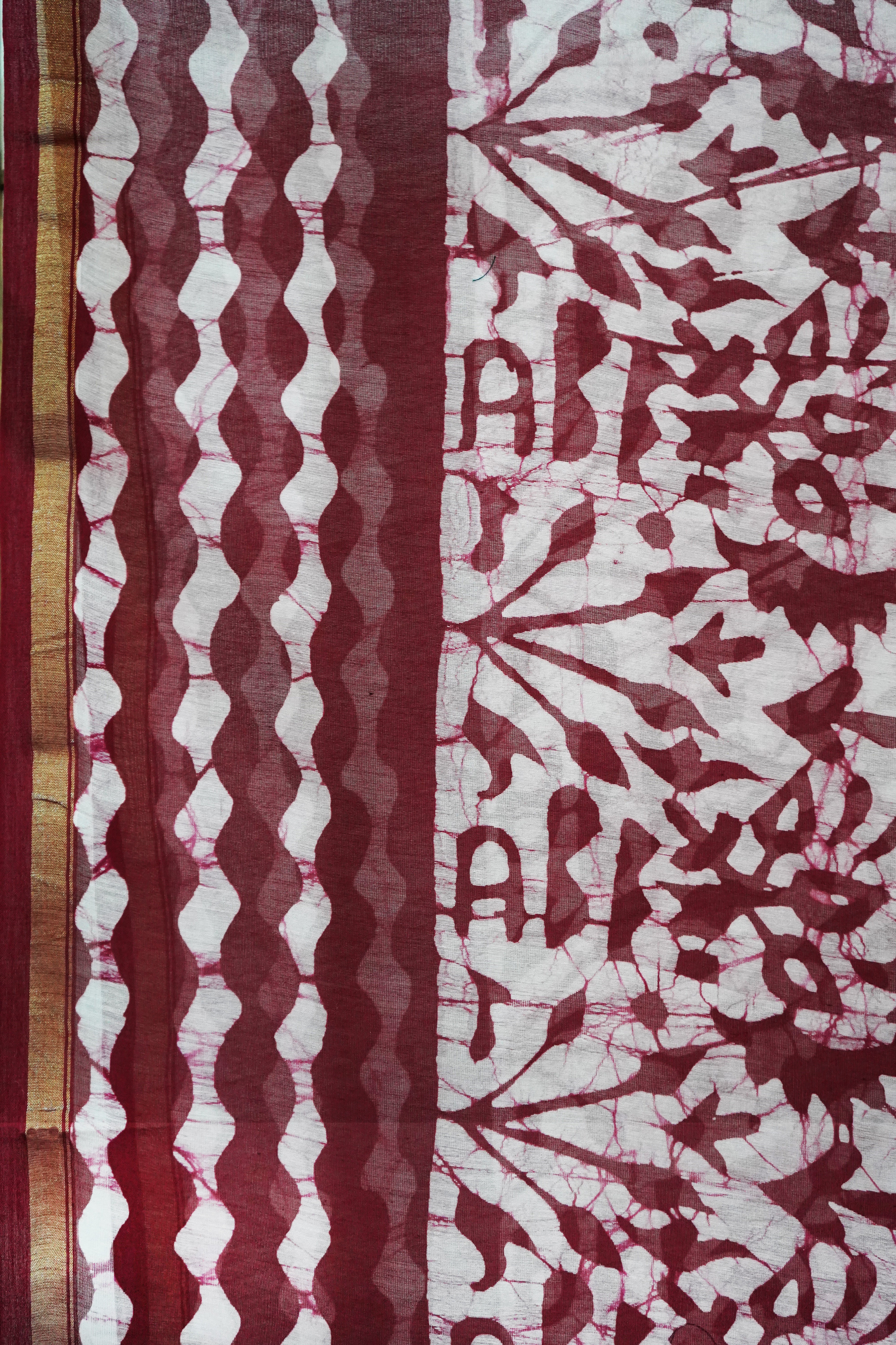 Elegant Maroon & White Batik Print Chanderi Cotton Silk Saree with Blouse Piece