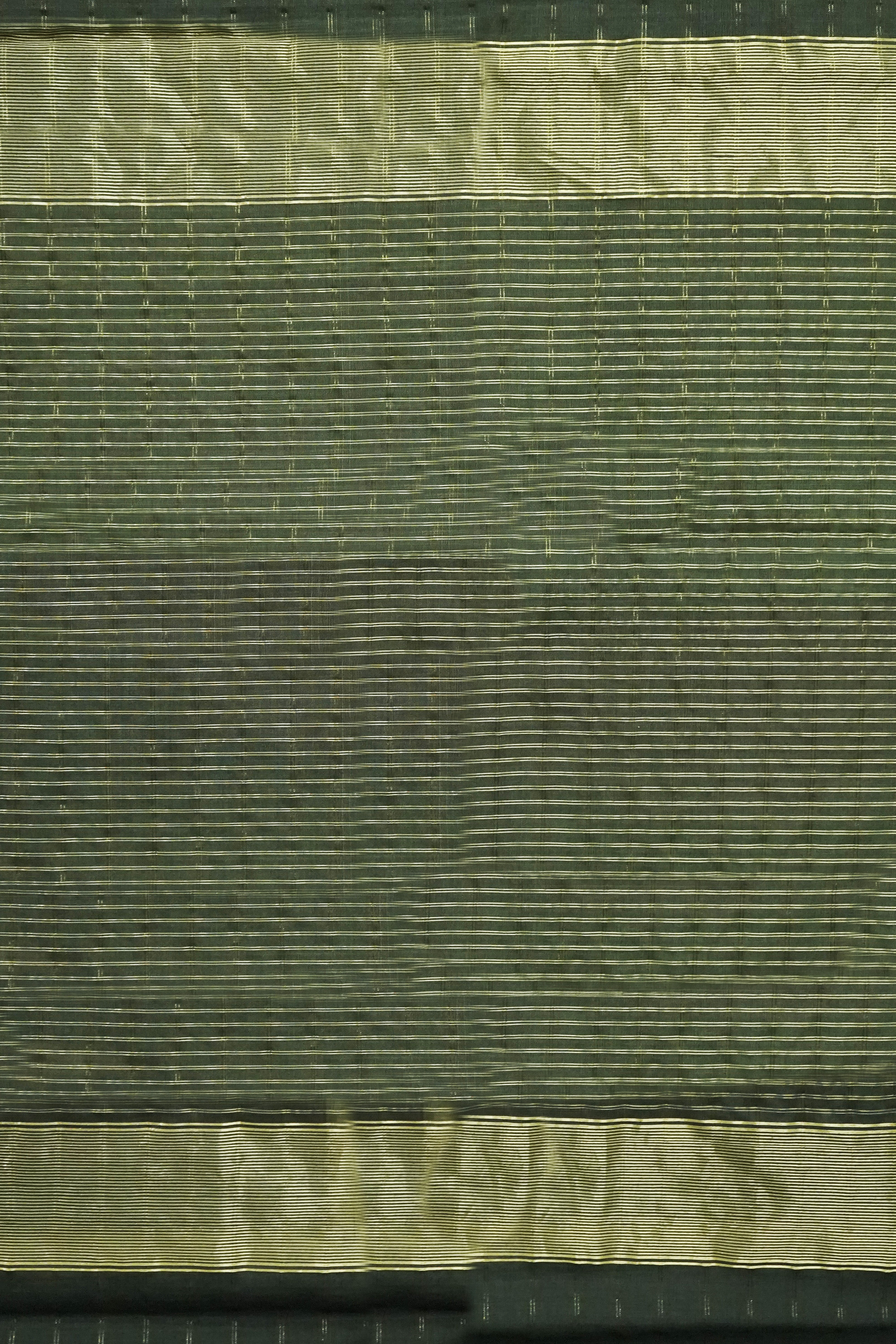 Maheshwari Cotton Silk SareeCheck Pattern with Silk Border & Golden Zari