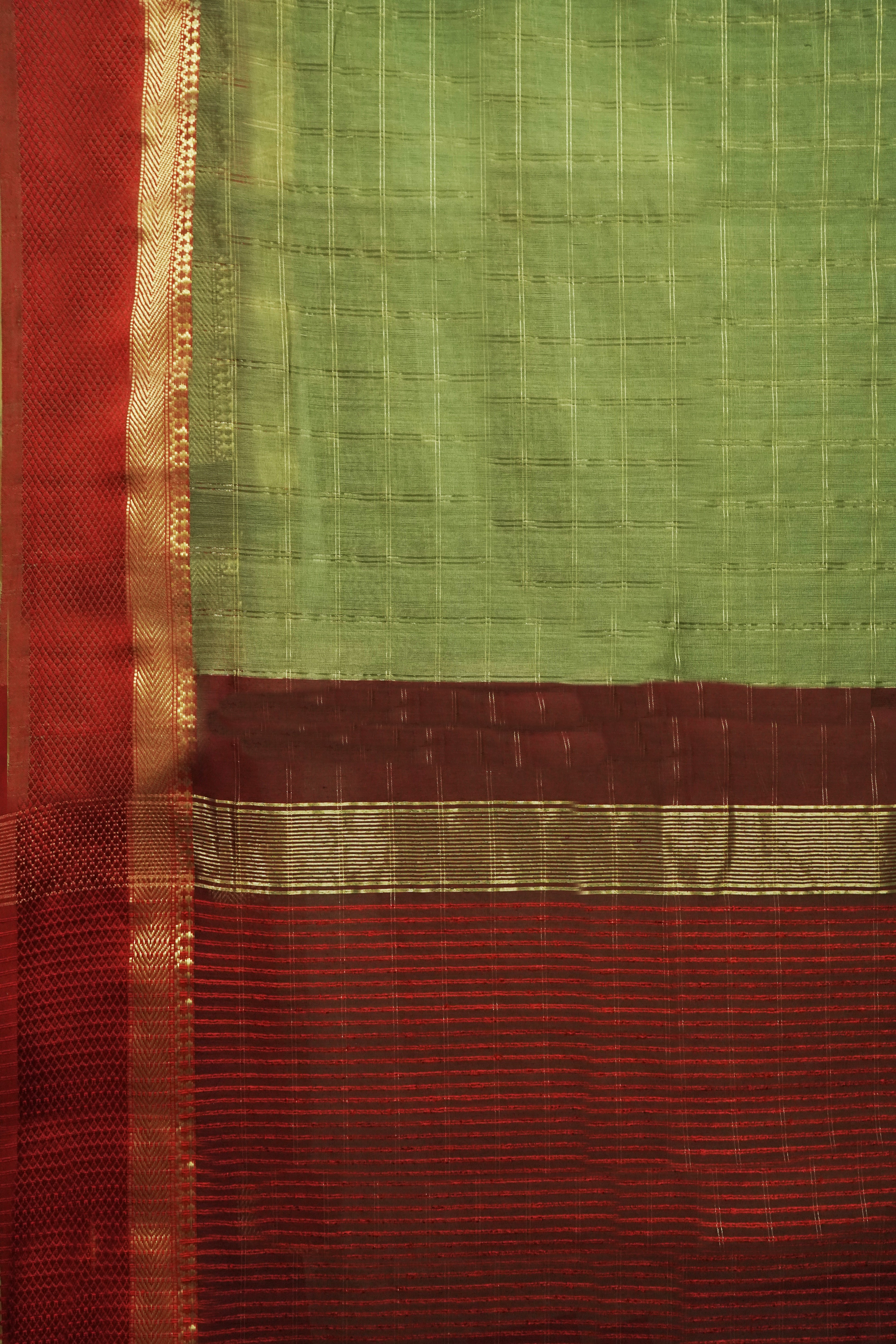 Maheshwari Cotton Silk Saree Check Pattern with Maroon Silk Border & Golden Zari