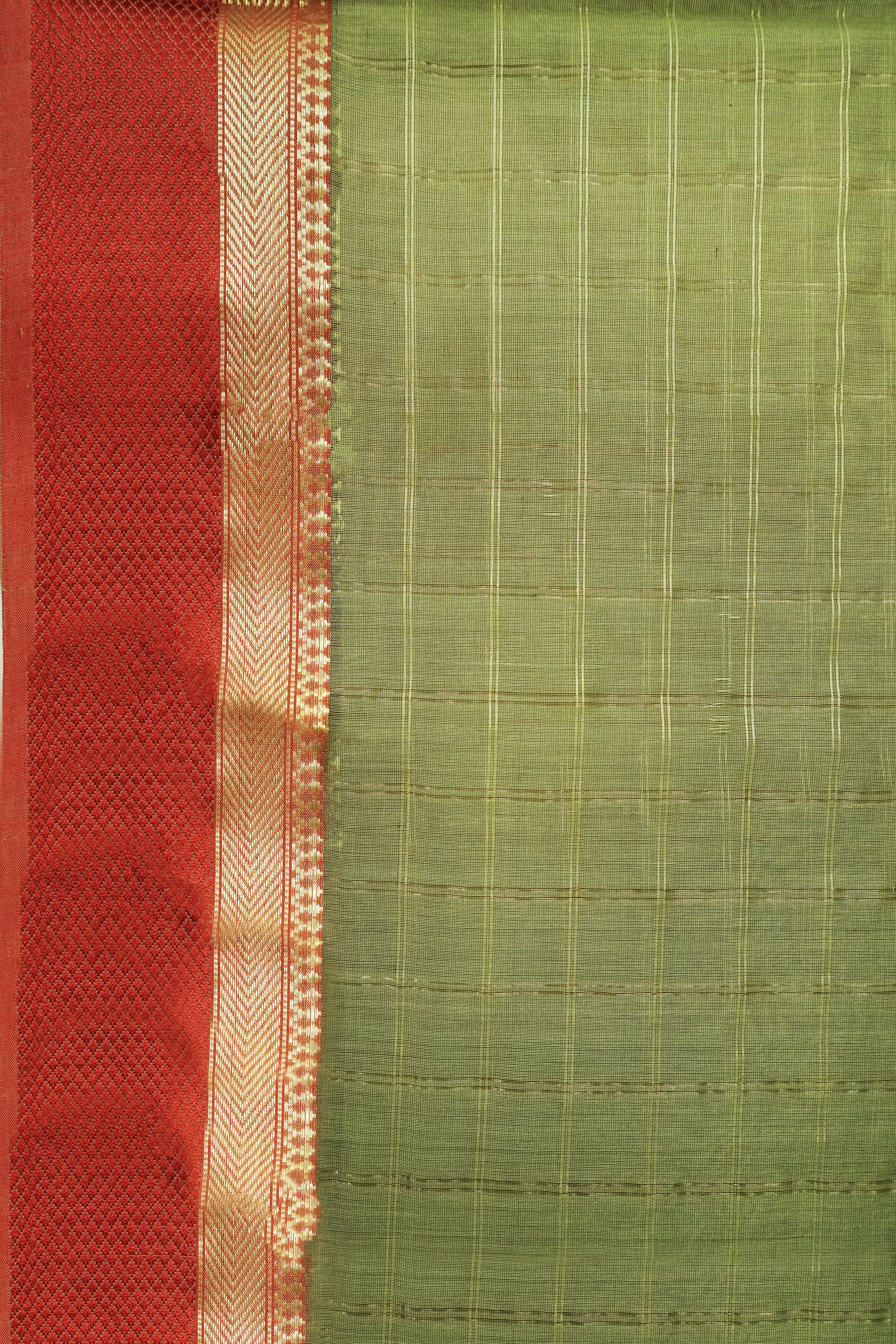 Maheshwari Cotton Silk Saree Check Pattern with Maroon Silk Border & Golden Zari