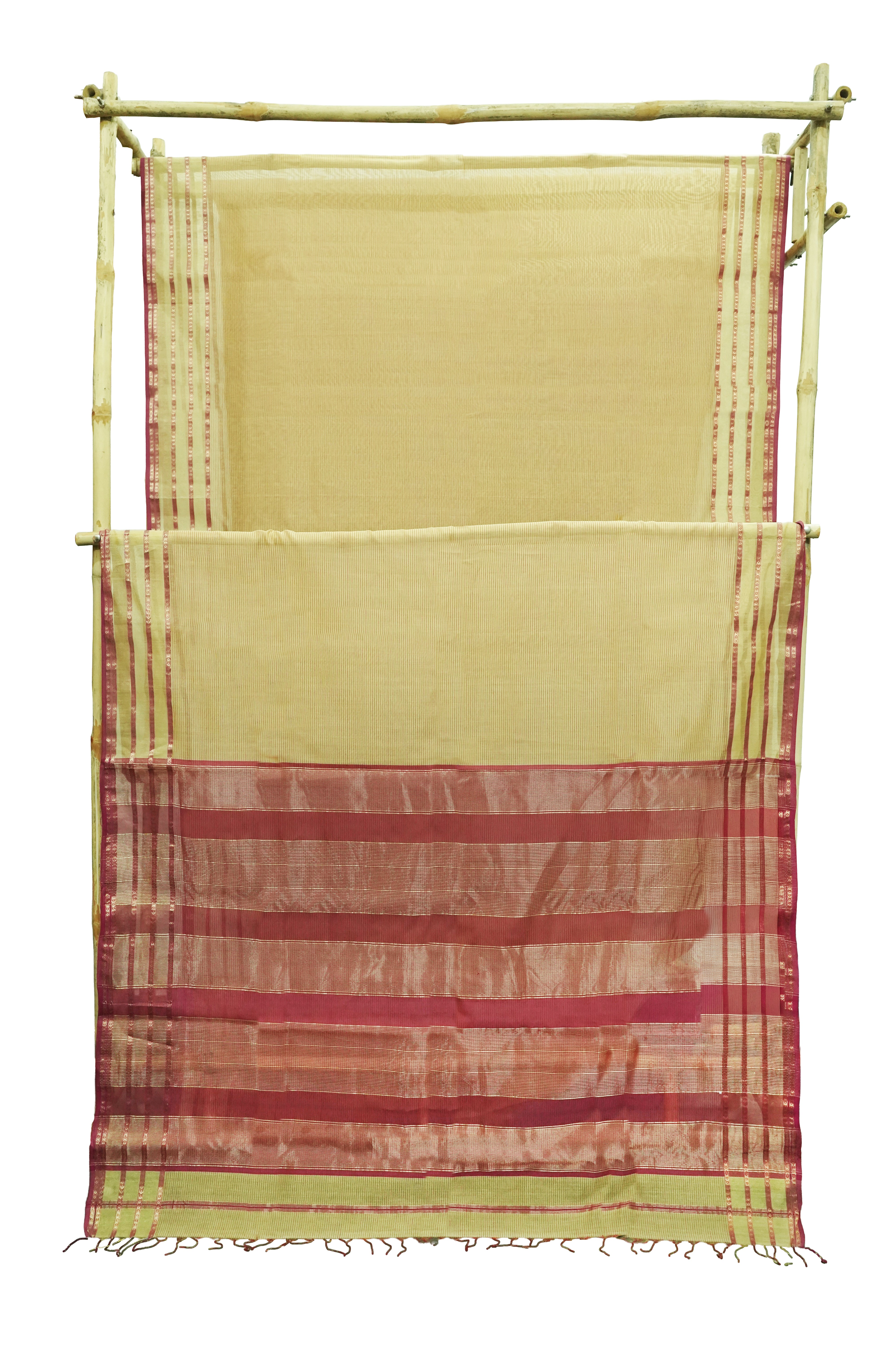 Maheshwari Cotton Silk Sareewith Scot Border & Golden Zari