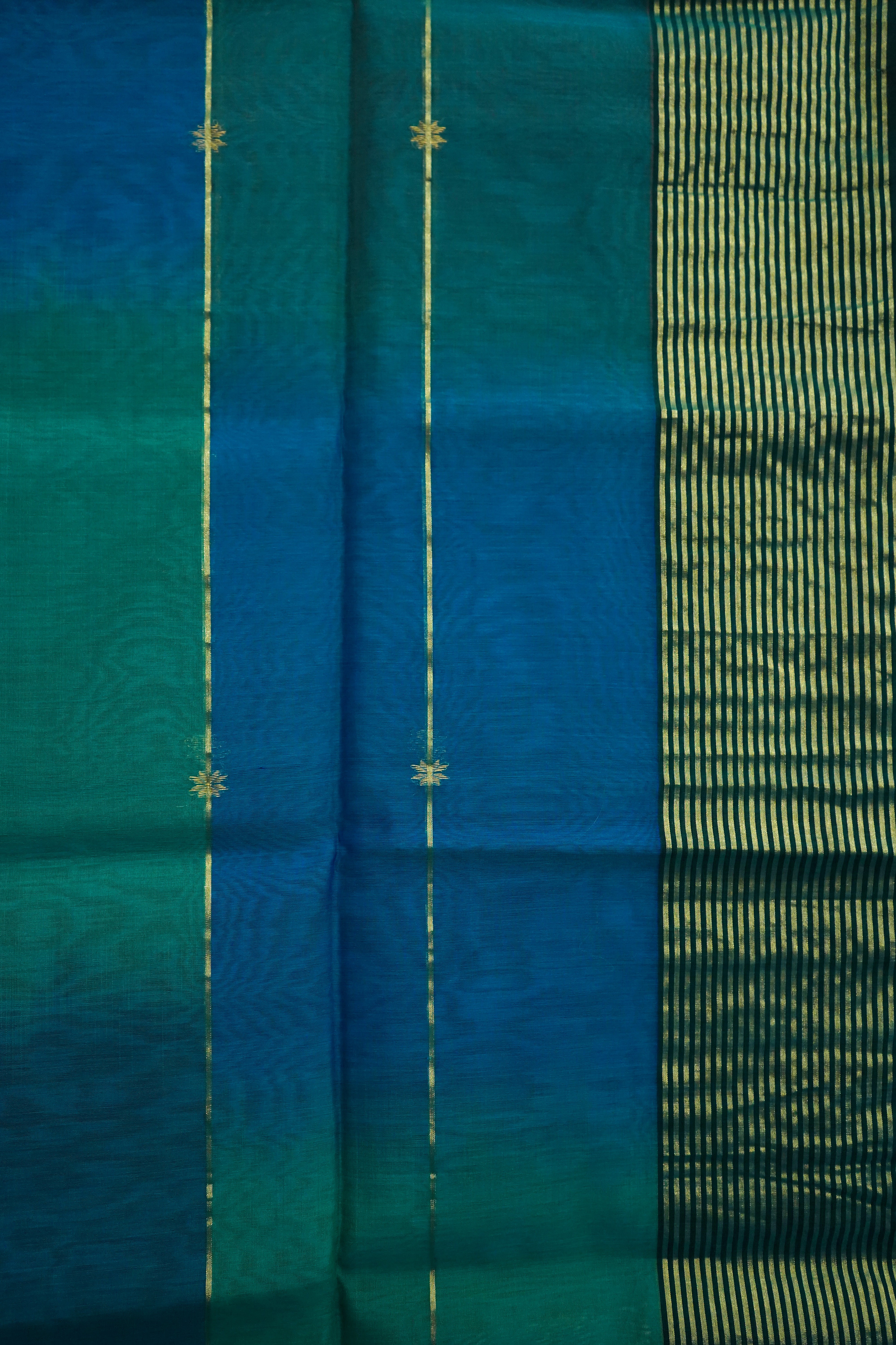 Maheshwari Cotton Silk Star Booti Tissue Saree