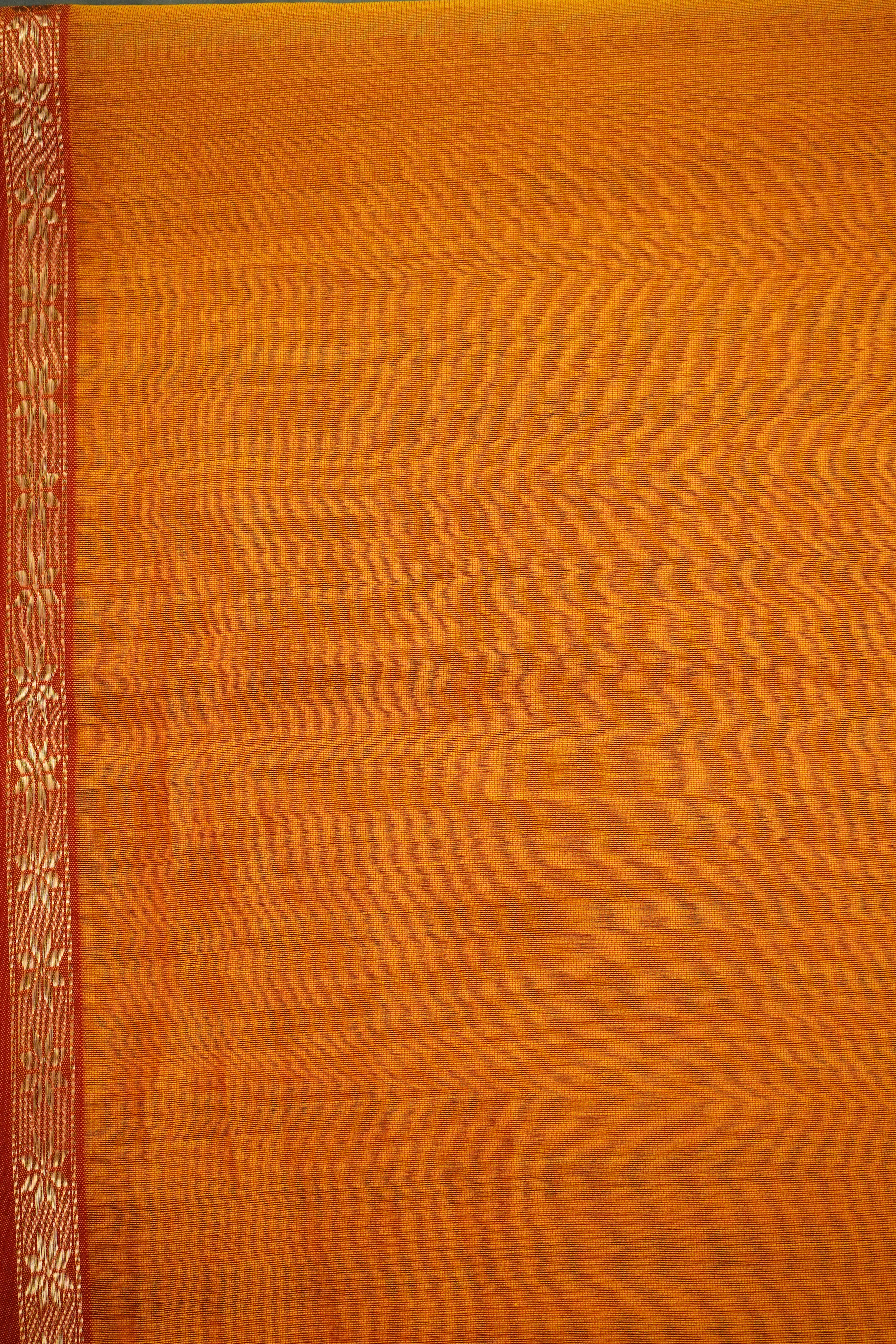 Maheshwari Cotton Silk Star Booti Saree
