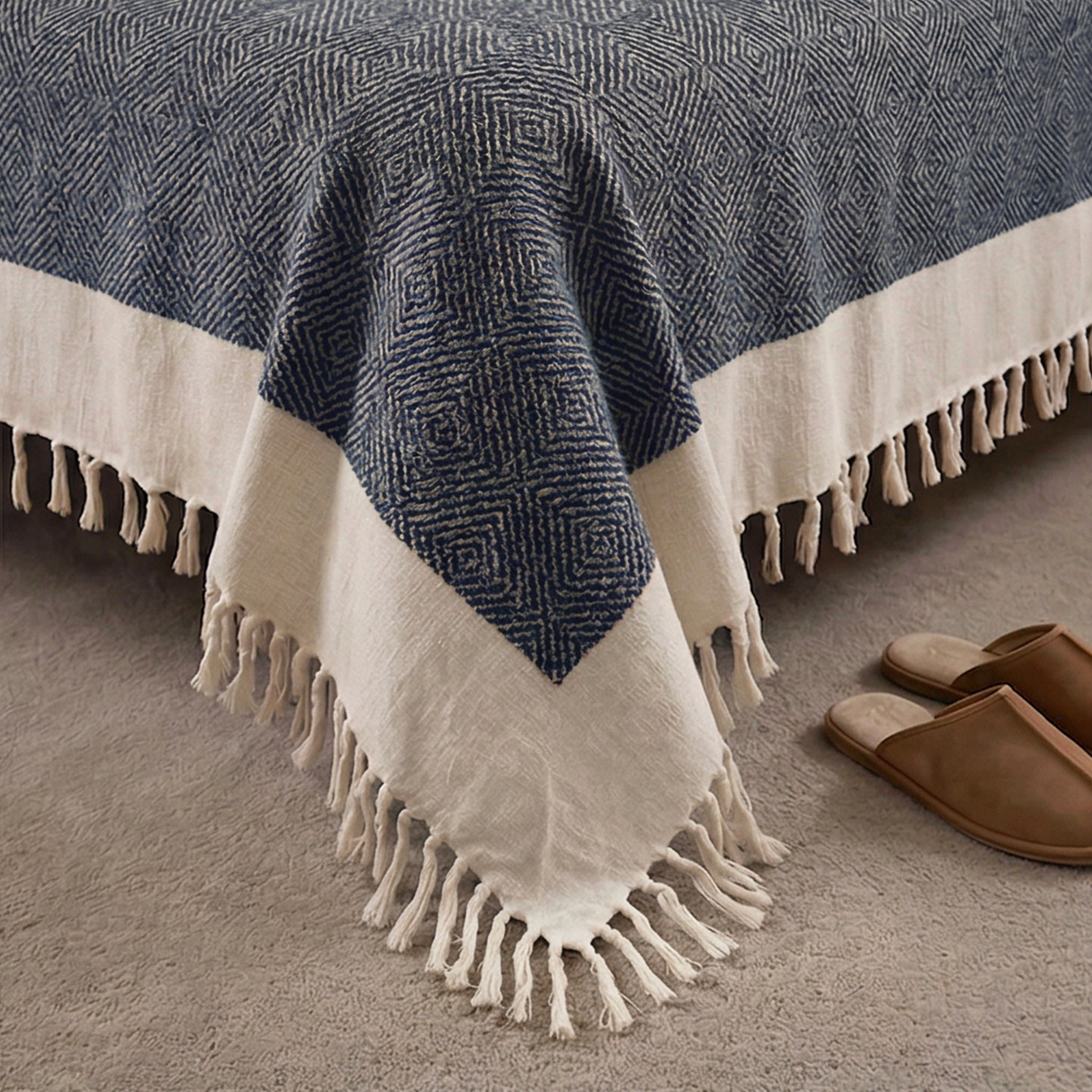 Kachcha Suti Pure Cotton Handwoven King Size Bed Cover